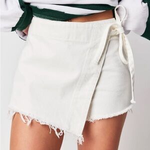NWT We The Free Emmy White Denim Raw Hem Skort with Ties Free People